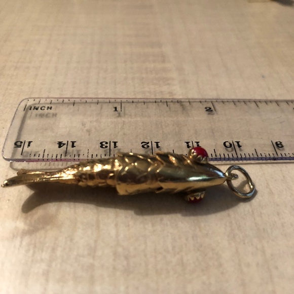 18k 750 Italy Box Chain & Fish Pendnant - Picture 7 of 8